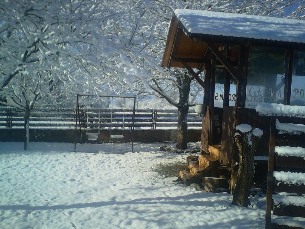 Gacka Rooms Vrhovine Quarto foto