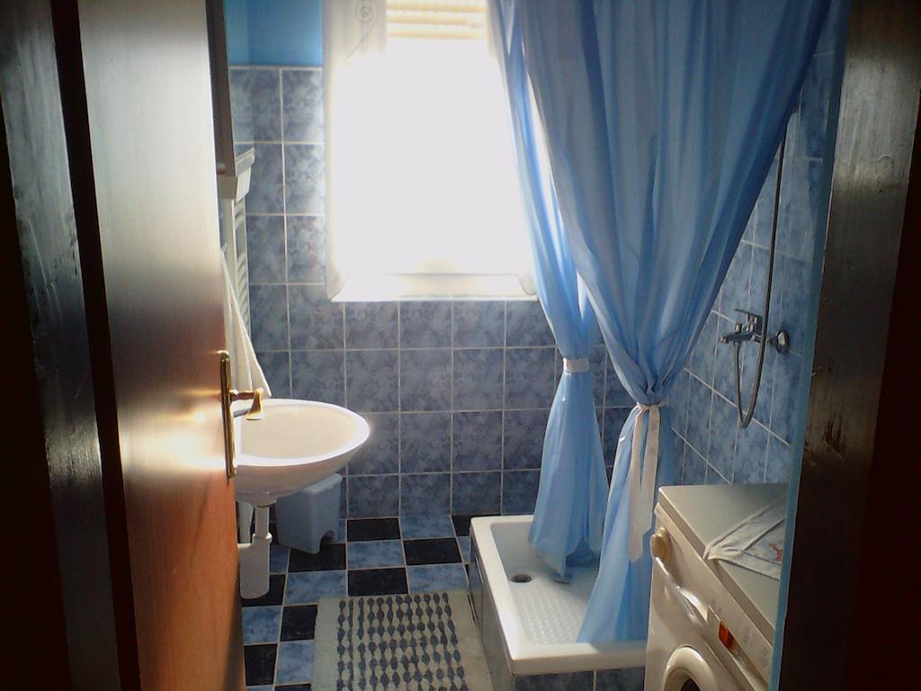 Gacka Rooms Vrhovine Quarto foto